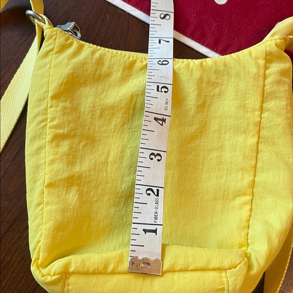 Baggallini Sunny Yellow Crossbody Bag - Picture 8 of 9